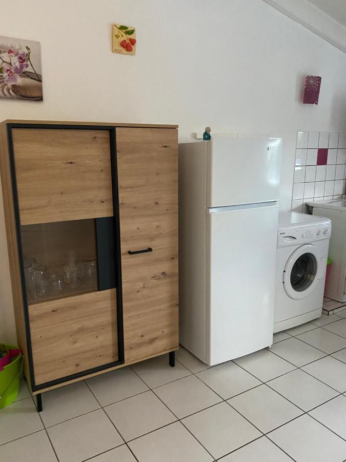 Appartements: Plage & Commerces A 200M Sainte-Anne  Luaran gambar