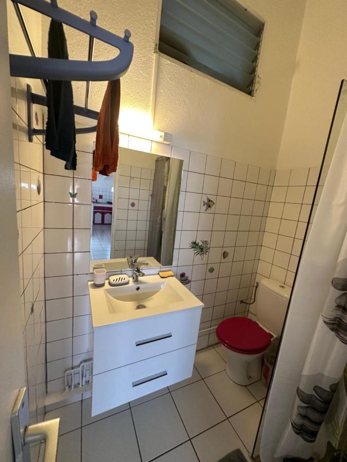 Appartements: Plage & Commerces A 200M Sainte-Anne  Luaran gambar