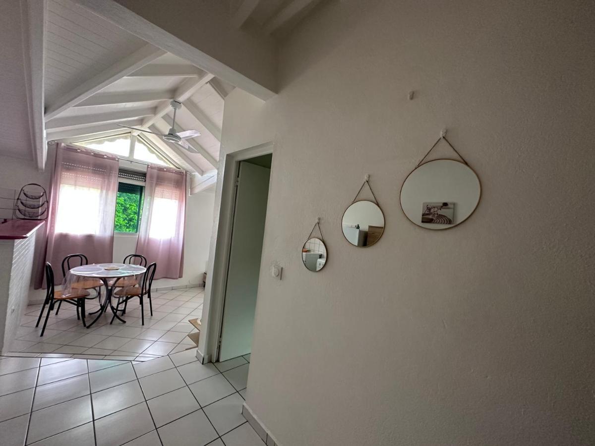 Appartements: Plage & Commerces A 200M Sainte-Anne  Luaran gambar